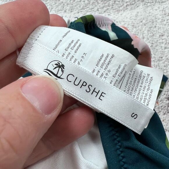 Cupshe ruffle one shoulder swimsuit S - Picture 6 of 8